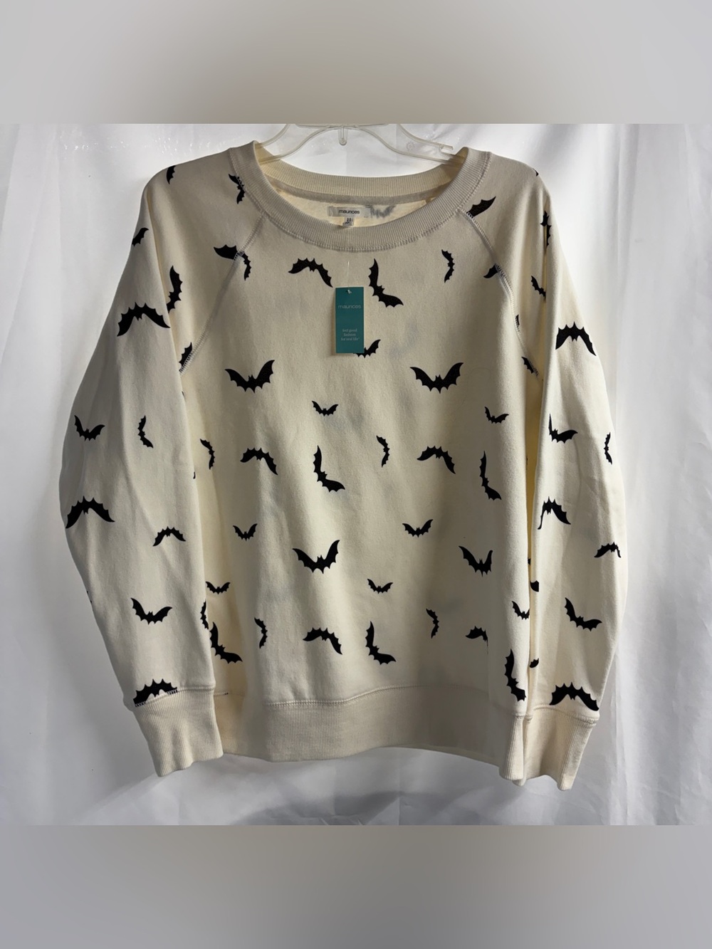 NWT womenβs Mauriceβs Halloween sweatshirt size medium